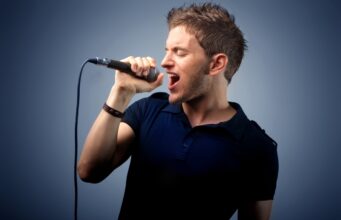 5 VOCAL EXERCISES + 10 MINUTES = A GREAT SINGING VOICE