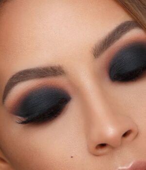 10 Tips to Help You Do a Better Smokey Eye