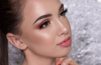 Summer Makeup “Summer Makeup” is locked Summer Makeup