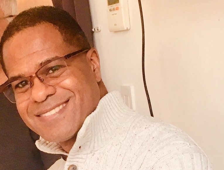 TOBE A. ROBERTS IV