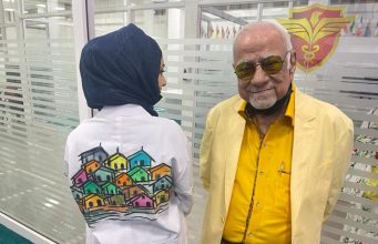 Walking Art – A White Coat Fashion Show For Our Healthcare Heroes – Artists supporting the fight against Covid-19.