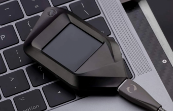 High-Tech Wallet For Storing Your Cryptocurrency Keys